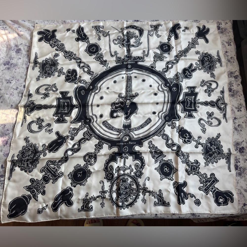 Hermes SERIO LUDERE scarf